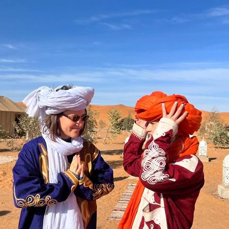 Hotel Roses desert camp Merzouga Exterior foto