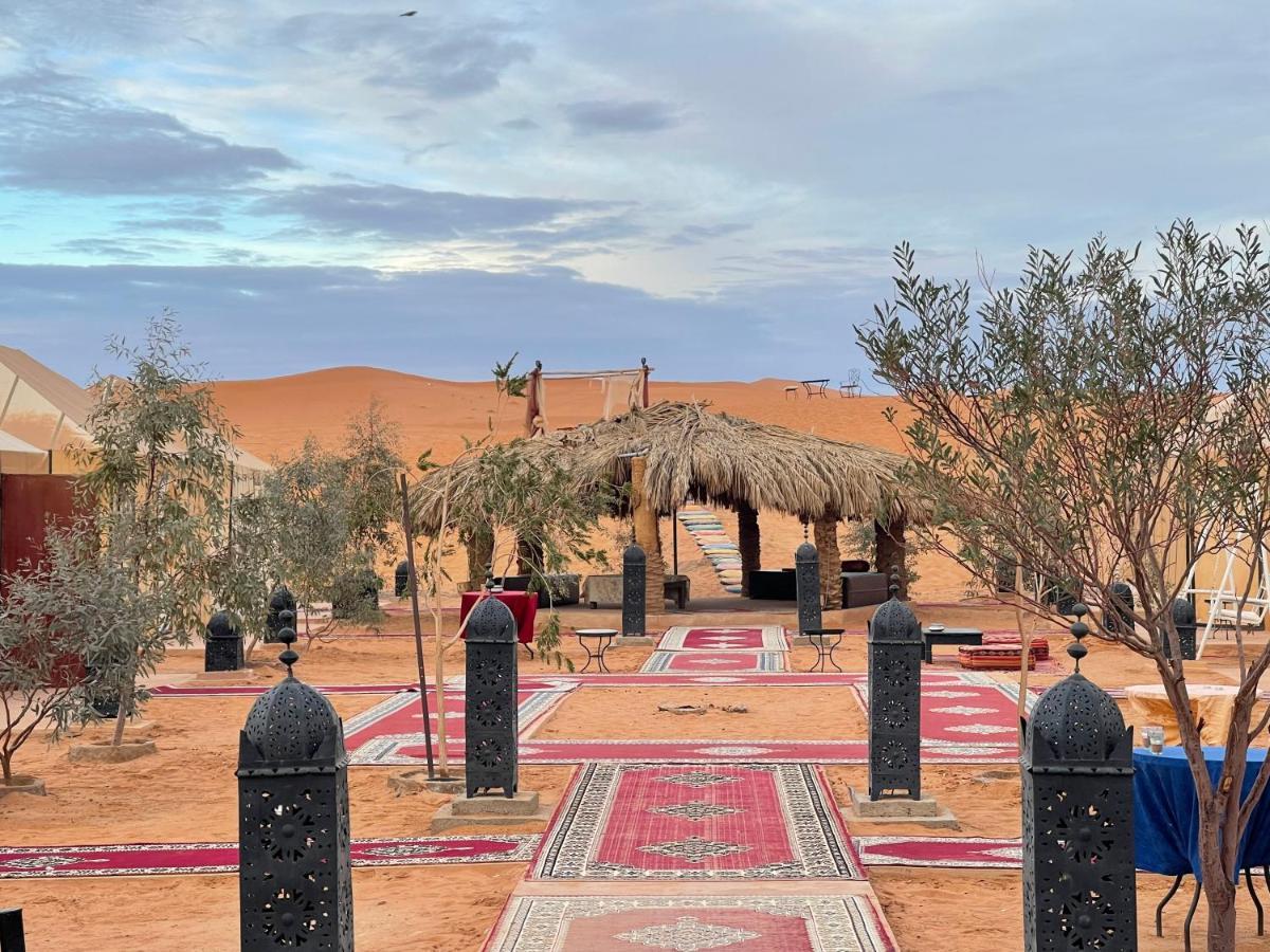 Hotel Roses desert camp Merzouga Exterior foto