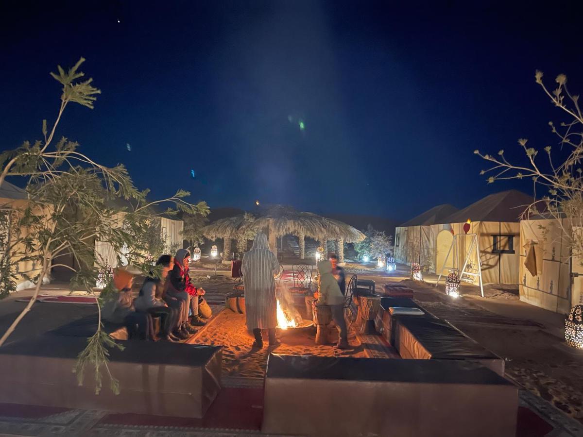 Hotel Roses desert camp Merzouga Exterior foto